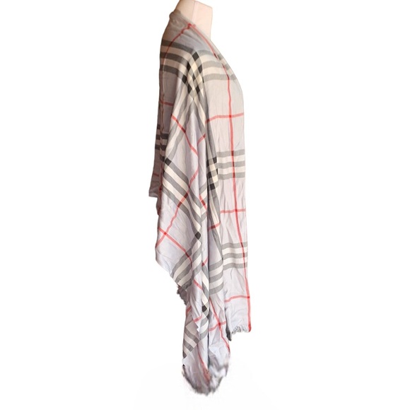 ‼️〰️ Burberry〰️lightweight Check unisex scarf 🧣 - Picture 5 of 9